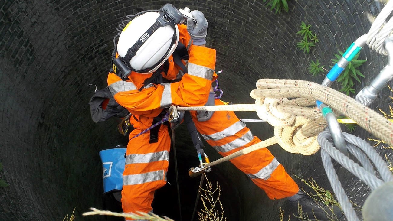 Specialist Access, Confined Spaces Inspection of Culvert
